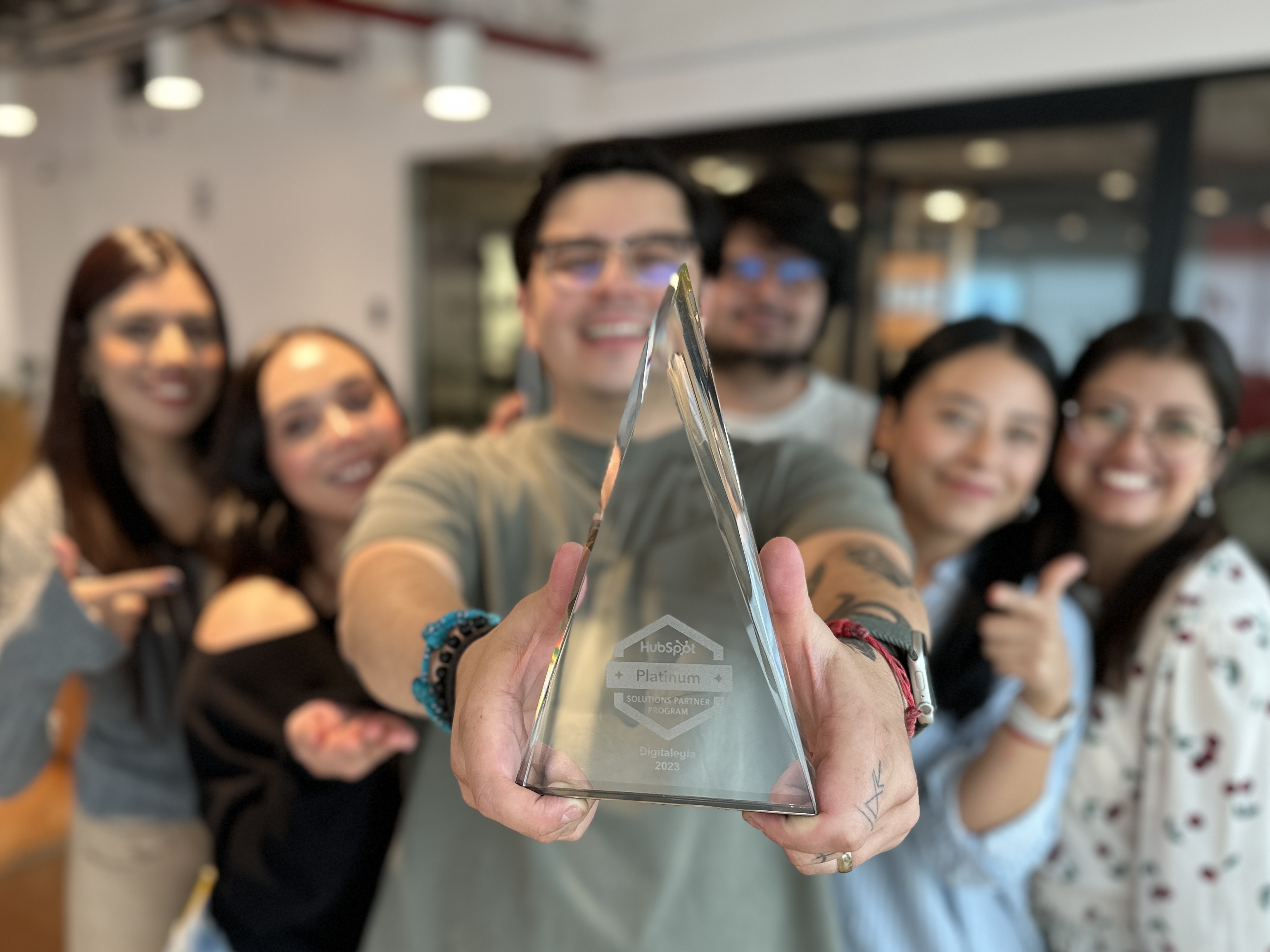digitalegia-hubspot-platinum-partner-award